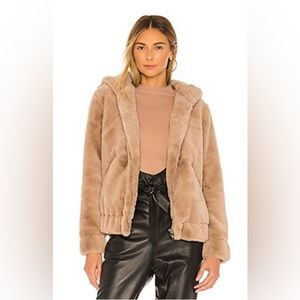 BLANKNYC Faux Fur Bomber

Color: Sand Stoner
Size: S
